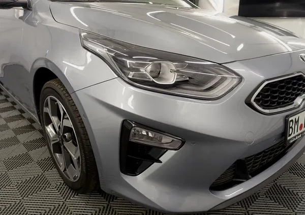 kia Kia Ceed cena 70900 przebieg: 127000, rok produkcji 2019 z Syców